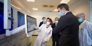 Ο Κυριάκος Μητσοτάκης στο Εθνικό Κέντρο Αιμοδοσίας 