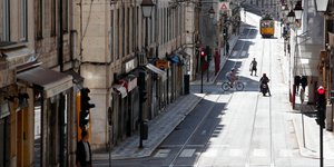 Άδειος δρόμος στην Πορτογαλία λόγω κορωνοϊου