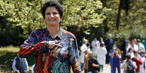 Η τραγουδίστρια Α. Πρωτοψάλτη