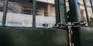 Κλειστό σχολείο λόγω κορωνοϊού 