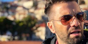 Ο Θοδωρής Μαραντίνης με γυαλιά ηλίου σε φωτογραφία του στο Instagram