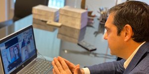 Τηλεδιάσκεψη Τσίπρα