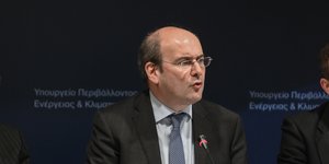 O Κωστής Χατζηδάκης