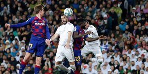 Φάση από τον αγώνα της La Liga Ρεάλ Μαδρίτης-Μπαρτσελόνα