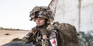 Our Girl & Better Things – Επιστρέφουν με νέα επεισόδια