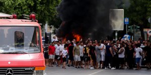 Πηγές ΕΛ.ΑΣ: Υποκινούμενα τα επεισόδια στον οικισμό των Ρομά στη Λάρισα