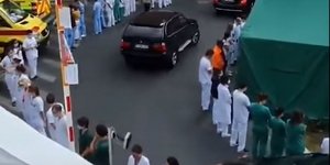 το προσωπικό του νοσοκομείου γύρισε την πλάτη του στην πρωθυπουργό του Βελγίου