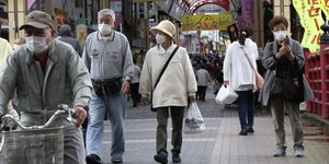 ιαπωνες στην αγορά