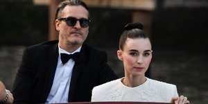 Joaquin Phoenix και Ρούνεϊ Μάρα