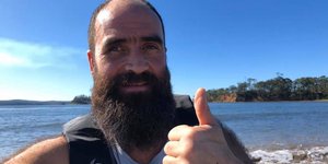 Ο άτυχος άνδρας που πήγε για καγιάκ σε φουρτουνιασμένη θάλασσα