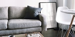 Καναπές σε σαλόνι 