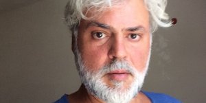 Nίκος Καραθάνος