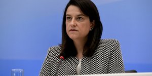 νικη κεραμέως με ασπρομαυρο