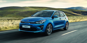 To ανανεωμένο Kia Rio αποκτά υβριδικό σύστημα