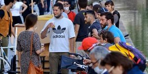 Κόσμος στο Μιλάνο,