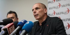 Γιάνης Βαρουφάκης
