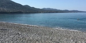 παραλια βοτσαλα