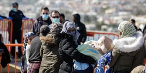 προσφυγες λιμάνι