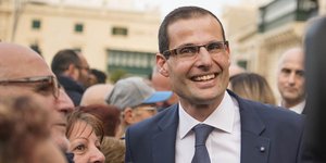 Ρόμπερτ Αμπέλα