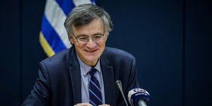 O Σωτήρης Τσιόδρας χαμογελαστός