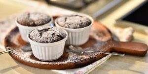 Σουφλέ σοκολάτας με κρέμα τυριού