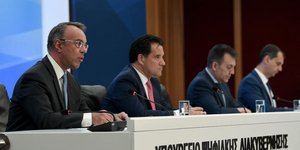 Οι υπουργοί της κυβέρνησης εξειδικεύουν τα μέτρα που εξήγγειλε ο πρωθυπουργός