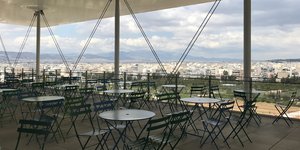 τραπεζακια φαρος 