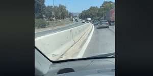 Απίστευτο: Πήγαινε ανάποδα στη Λ. Αθηνών και τράκαρε