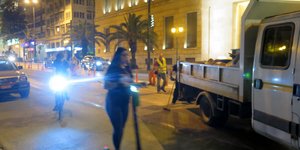 Συνεχίζονται οι εργασίες για τον μεγάλο Περίπατο της Αθήνας και το βράδυ 