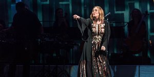 Η Αντέλ σε συναυλία το 2016