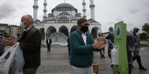 τουρκια αντισηπτικά στο δρόμο