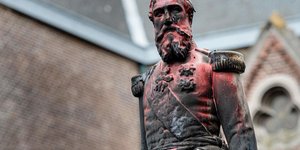 Το άγαλμα του αποικιοκράτη βασιλιά του Βελγίου Λεοπόλδου ΙΙ απομακρύνεται/ΑΡ