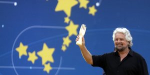 Ο ιδρυτής του Κινήματος 5 Αστέρων στην Ιταλία