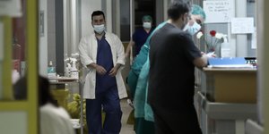 Νοσηλευτές στον «Ευαγγελισμό»