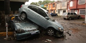 Τα χαλάσματα της καταιγίδας στο Ελ Σαλβαδόρ