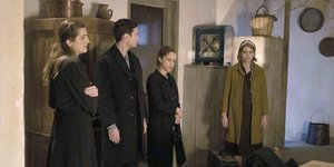 Η Δρόσω αποδέχεται την πρόταση της Μυρσίνης στη σειρά «Άγριες Μέλισσες»