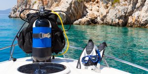 καταδυσεις