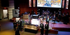 Μνημόσυνο για τον Τζορτζ Φλόιντ στην Μινεάπολις