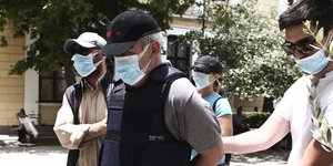 Από την προσαγωγή του γιατρού μαϊμού στο δικαστήριο