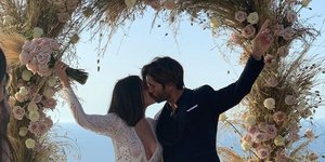 Γιώργος Καράβας φωτογράφιση γαμπρός με την σύζυγό του