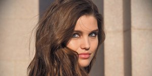 Γυναίκα μακιγιάζ