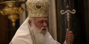 Αρχιεπίσκοπος Ιερώνυμος στα χρυσα 