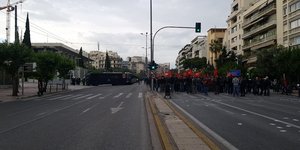 Η ΚΝΕ διαμαρτύρεται για τη δολοφονία Φλόιντ