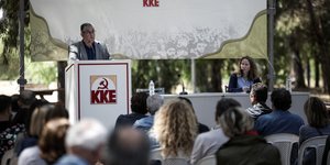 O Κουτσούμπας στο πάρκο Τρίτση
