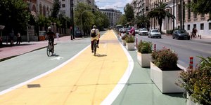 Ποδηλάτης στην Πανεπιστημίου 