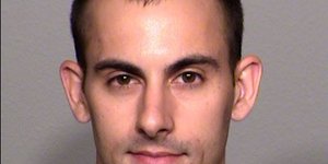 Σέι Μικαλόνις