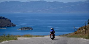 Καιρός για... μπάνιο το Σάββατο -Μέχρι 33 βαθμούς η θερμοκρασία