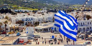 παρος σημαια απο καραβι