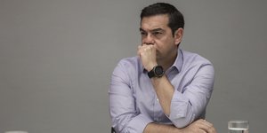Ο Αλ. Τσίπρας σκεπτικός