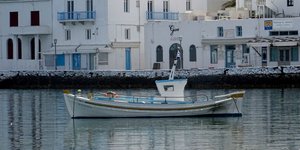 Βάρκα στη Μύκονο